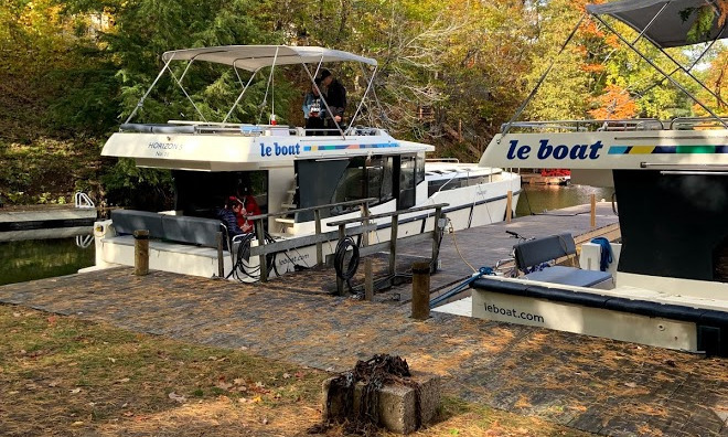 le boat canal rideau ontario